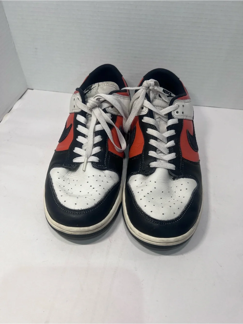 Nike Men's Low-Top Sneakers in White, Black & Orange